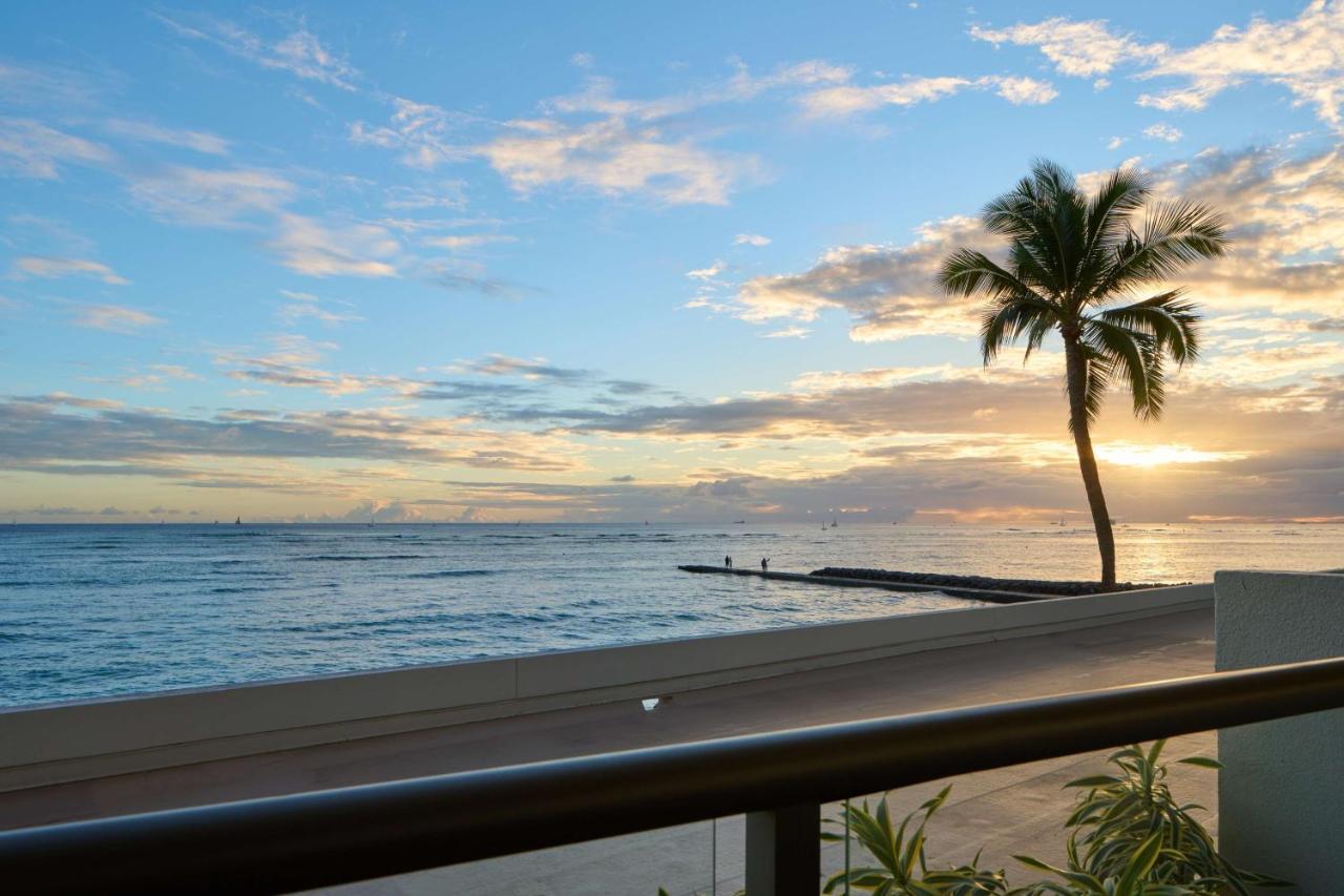 Resort Outrigger Reef Waikiki Beach
