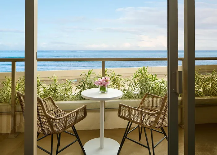 Outrigger Reef Waikiki Beach Resort