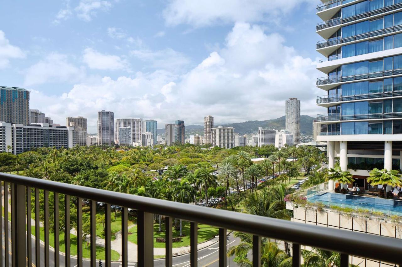 Resort Outrigger Reef Waikiki 4*