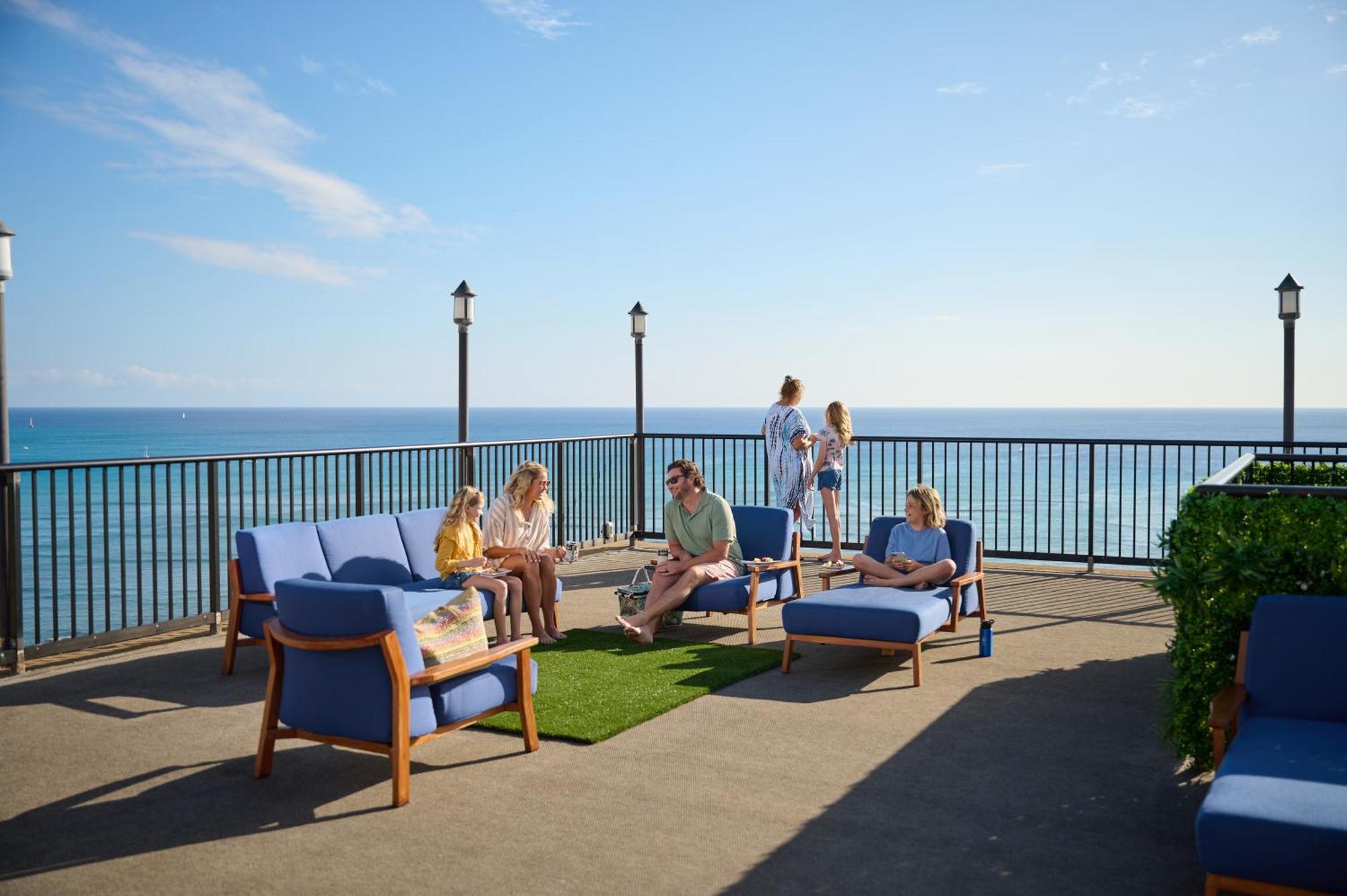 Outrigger Reef Waikiki Beach Resort